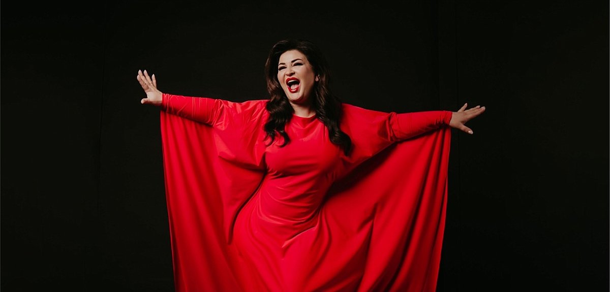 НОВОГОДНИЙ СИМФОНИЧЕСКИЙ БАЛ В НОВОСИБИРСКЕ - изображение 1