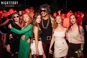 Пиратская вечеринка на теплоходе и барже