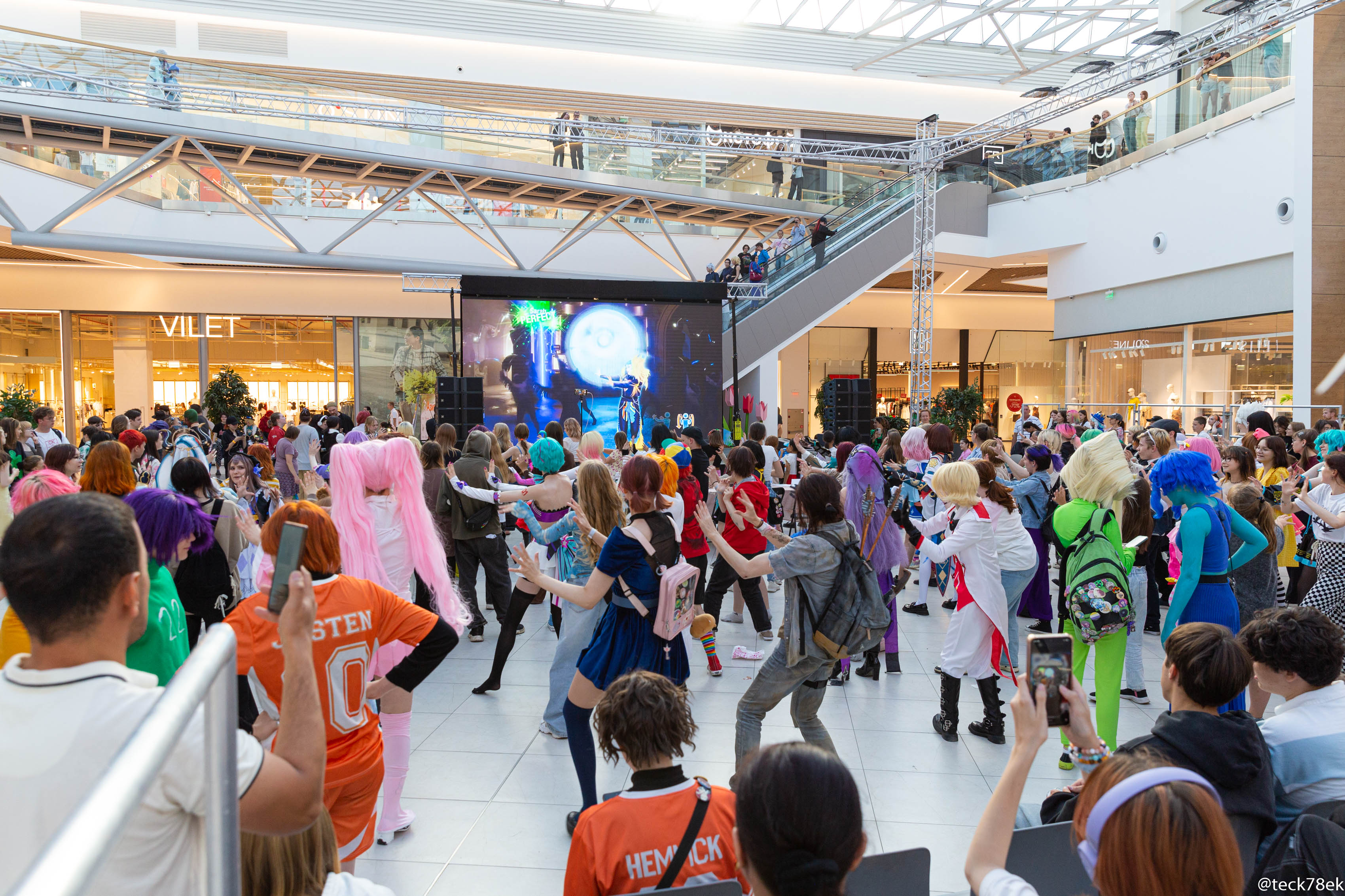 FANTASY LIKEE FEST 2025 Косплей Фестиваль - изображение 4