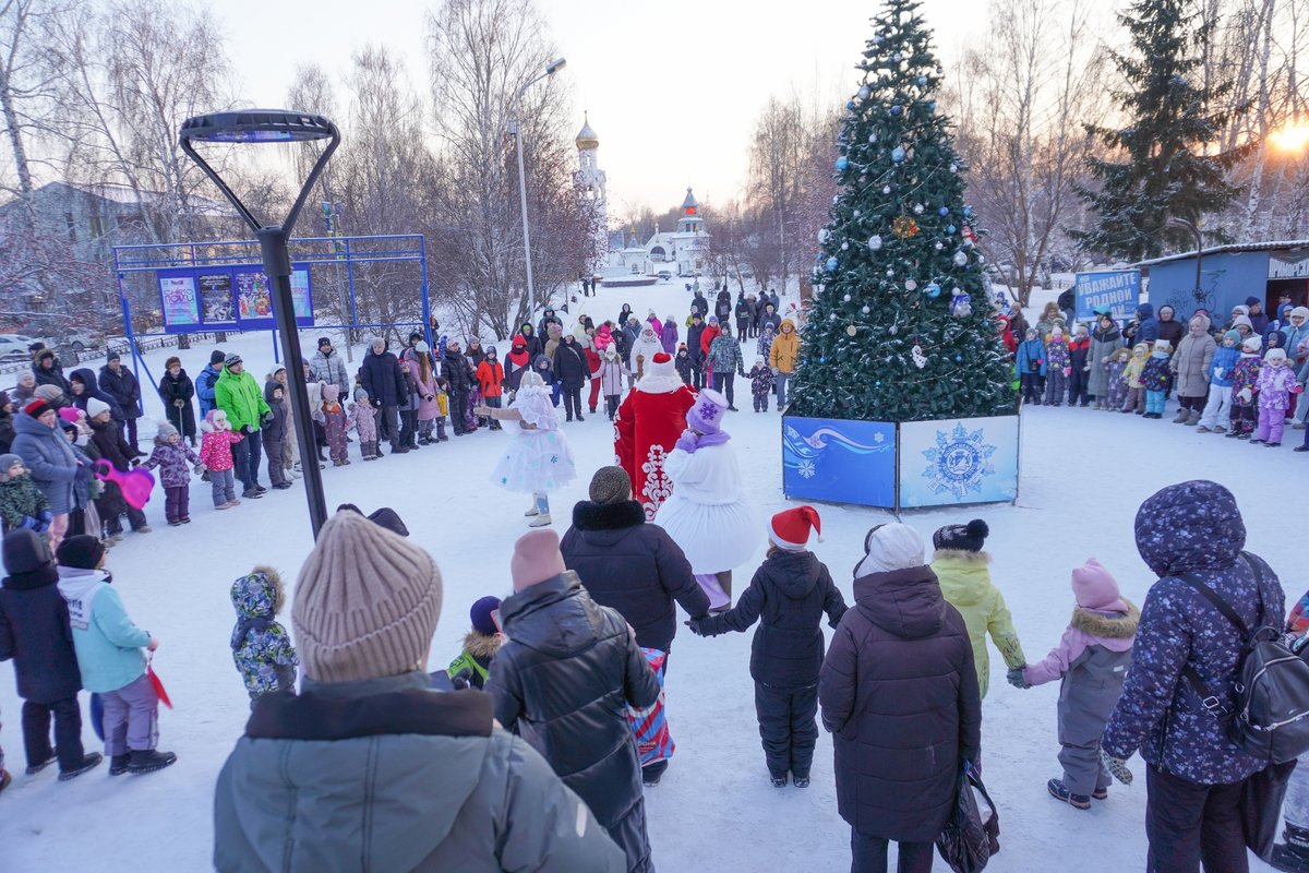 Торжественное открытие Новогодней уличной ёлки - изображение 2